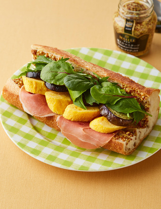 厚焼き卵となすソテーのバゲットサンド