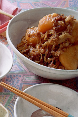 牛こま肉じゃが